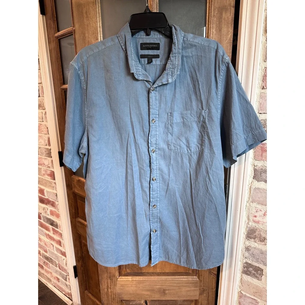 Banana Republic Button Down Shirt Mens Large Blue Short Sleeve Slim Fit Casual